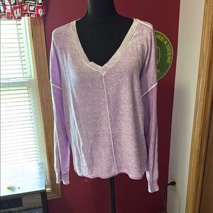 Lavender V-Neck Women's Sweater